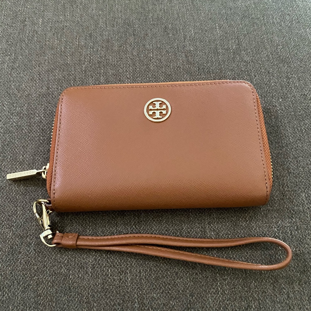 Tory Burch wristlet